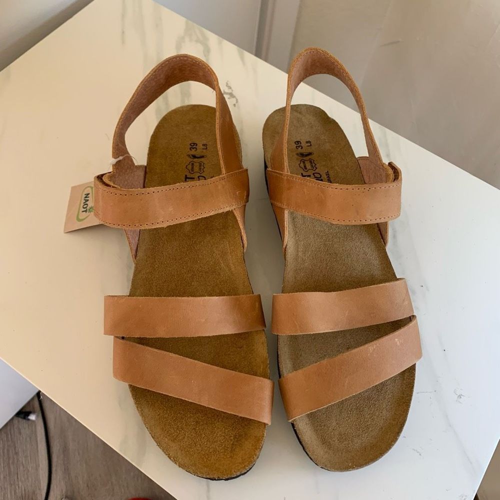 NAOT Kayla genuine leather beige gladiator sandals flats wedges sz 39 8 womens - Picture 2 of 6